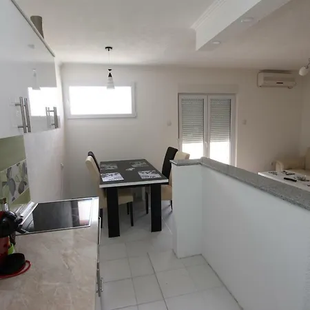 Apartment Aurora Ii